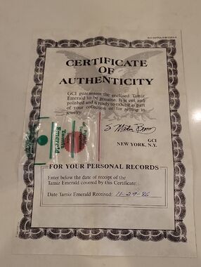 Vintage Certificate of Authenticity Tamiz Emerald